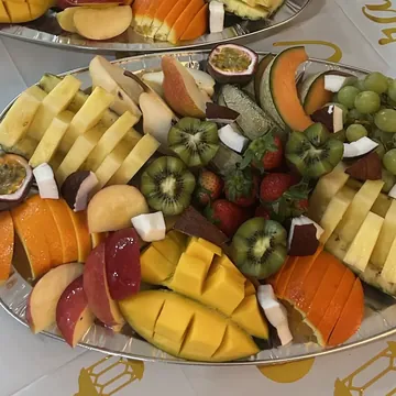 Plateau de fruits frais, fait maison par Berkach Cuisine Traiteur